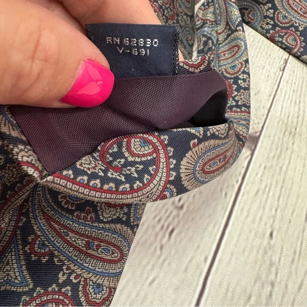 Lands' End rich jewel tone Paisley silk Tie navy red grey classic preppy